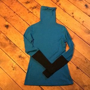 Lululemon turtleneck